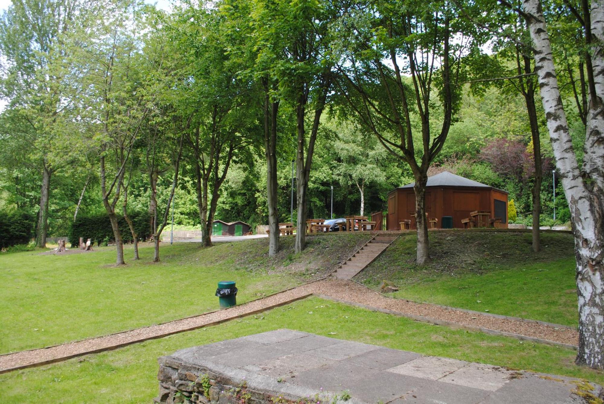 The Sycamore Inn Birch Vale Екстериор снимка